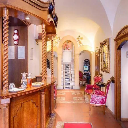 The King Charles Hotel 4*